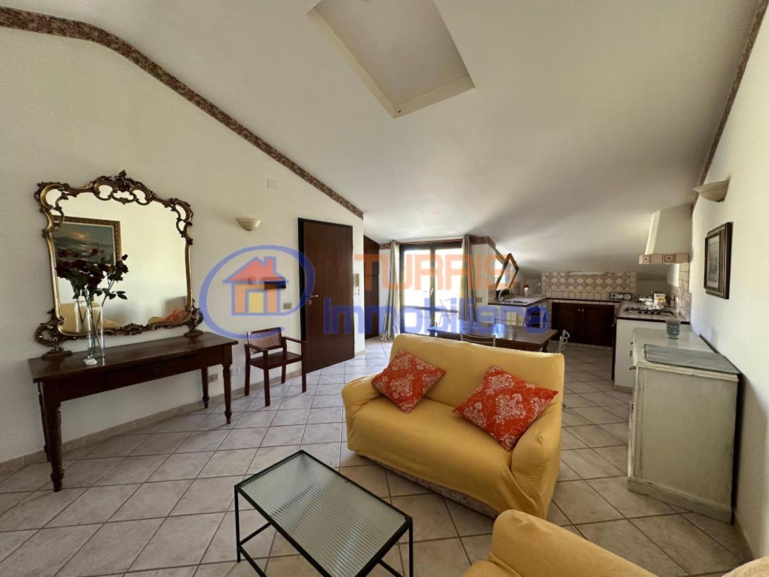La Mansarda Di Via Galilei Apartment Porto Torres Exterior photo